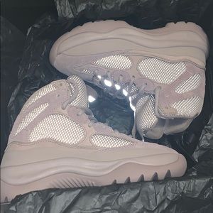 YEEZY Season 7 Desert Boot in CINDER